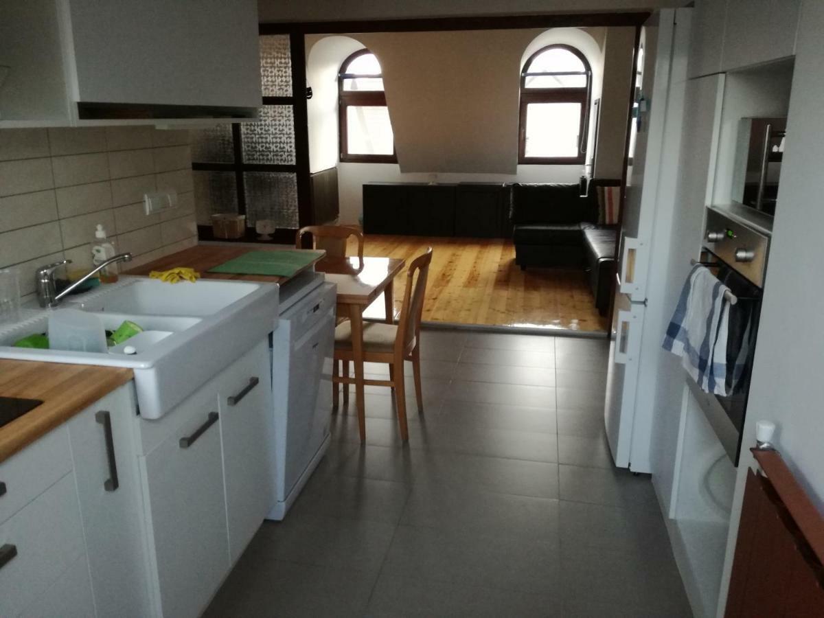 Aulich Apartman Μίσκολτς Εξωτερικό φωτογραφία